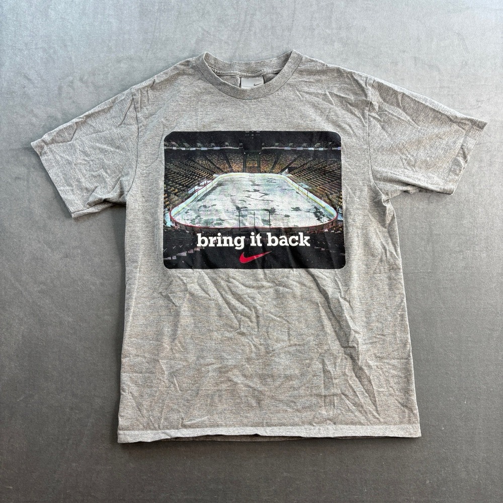 Nike‎ Bring It Back Graphic T Shirt Grey Hockey Y2K Men's Small